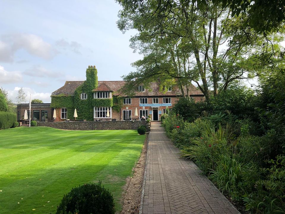 40037154_10217584677190154_5041148727591436288_n